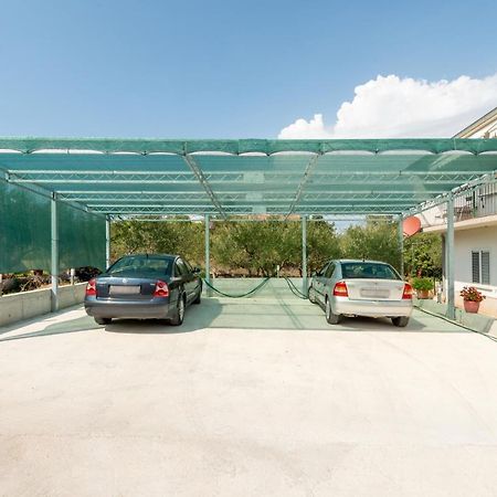Apartments By The Sea Slatine, Ciovo - 11047 Bagian luar foto